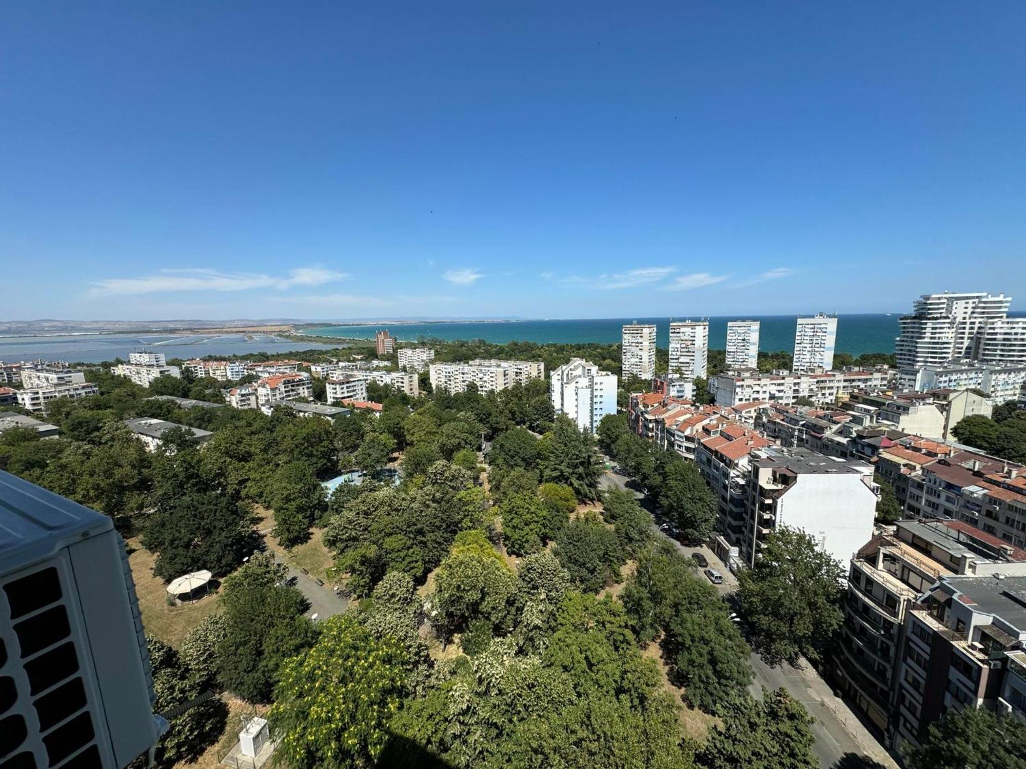 Апартамент Панорама Лазур Burgas Exterior foto